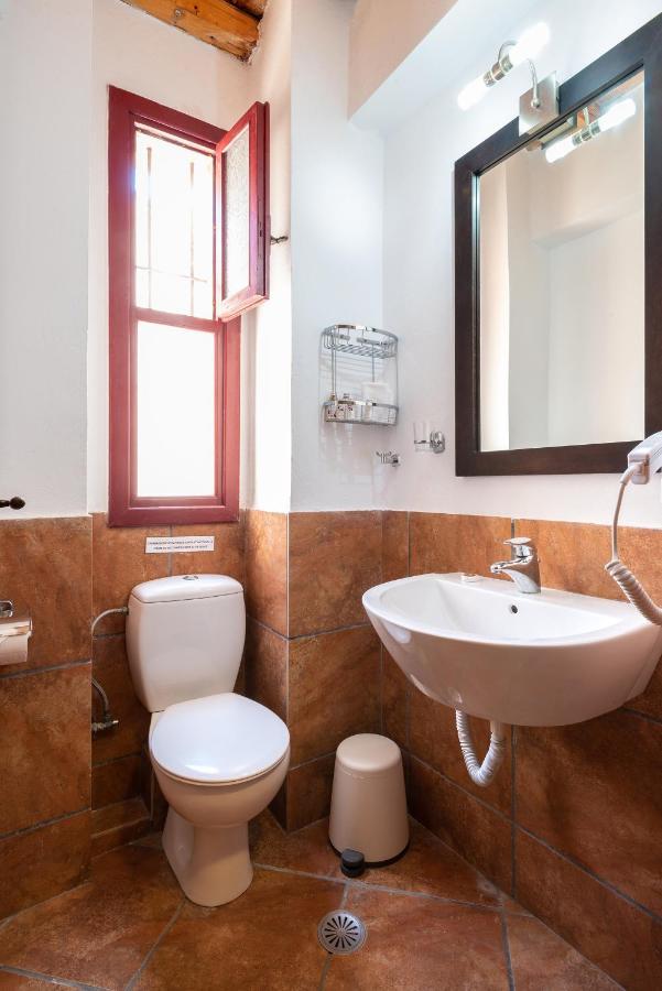Lively Lofts By The Varos Residences ภายนอก รูปภาพ
